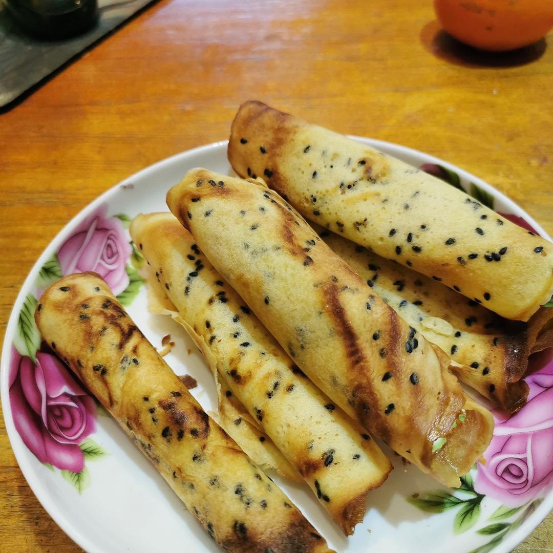 鸡蛋卷，平底锅就能做，酥到掉渣