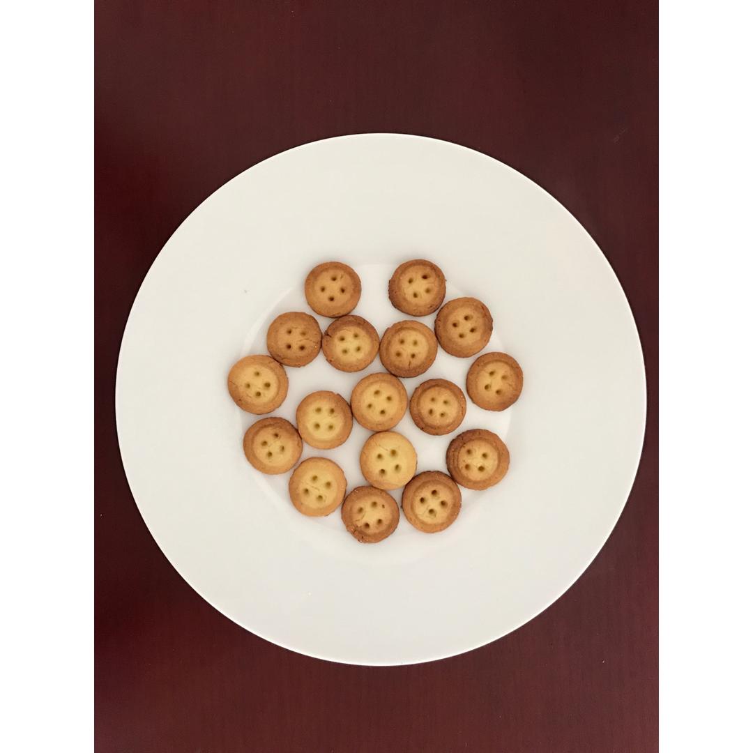 纽扣黄油饼干