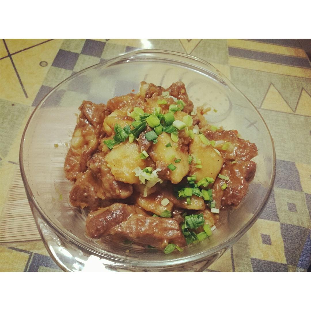 土豆烧排骨