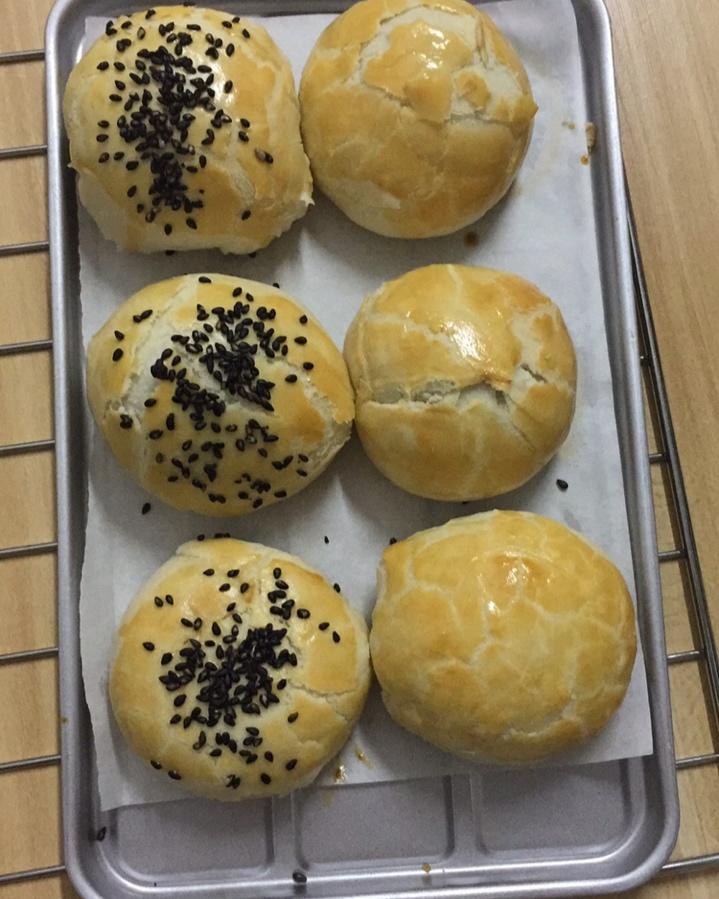 豆沙饼（烤箱做豆沙饼，方法简单，易学）