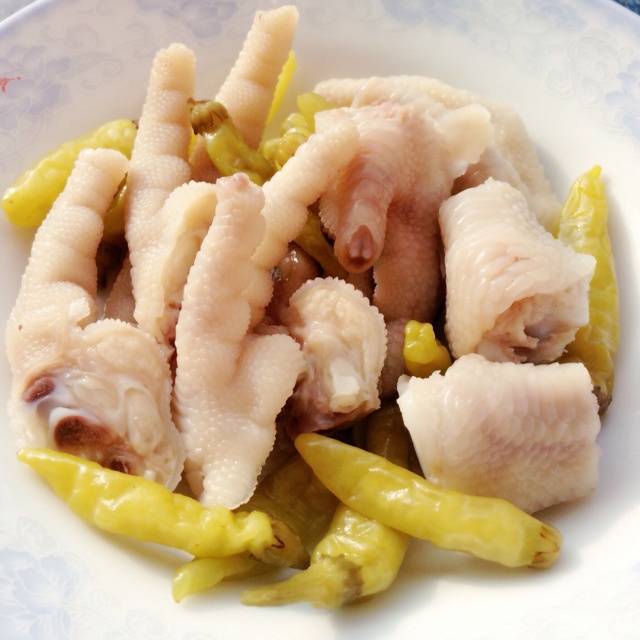 小婷爱美食做的绝味泡椒凤爪
