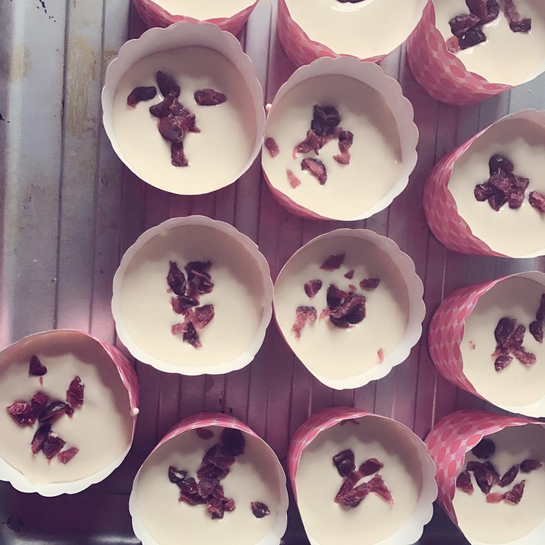 软绵绵的纸杯蛋糕