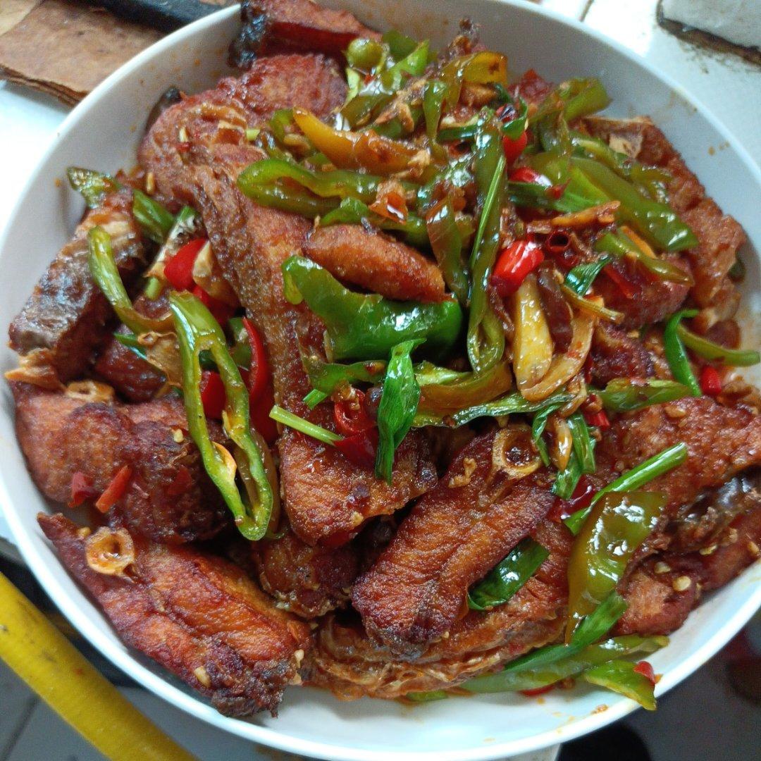 朋友建议我开个小馆子😅😅香辣鱼块太香了🔥