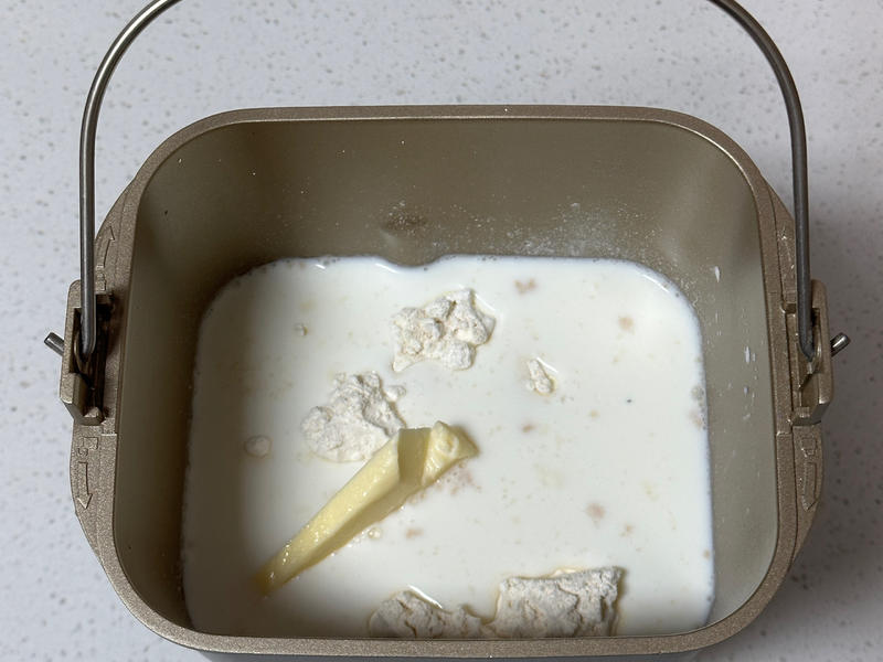 纯奶手撕吐司的做法 步骤1