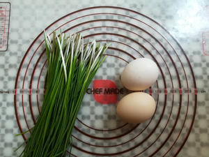 野葱扒鸡蛋的做法 步骤1