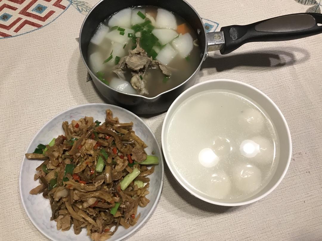 羊蝎子萝卜汤