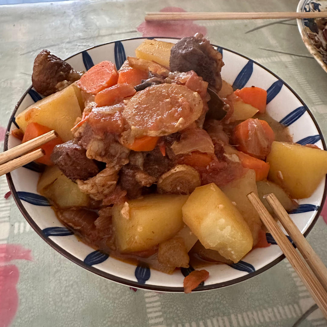 番茄土豆炖牛腩