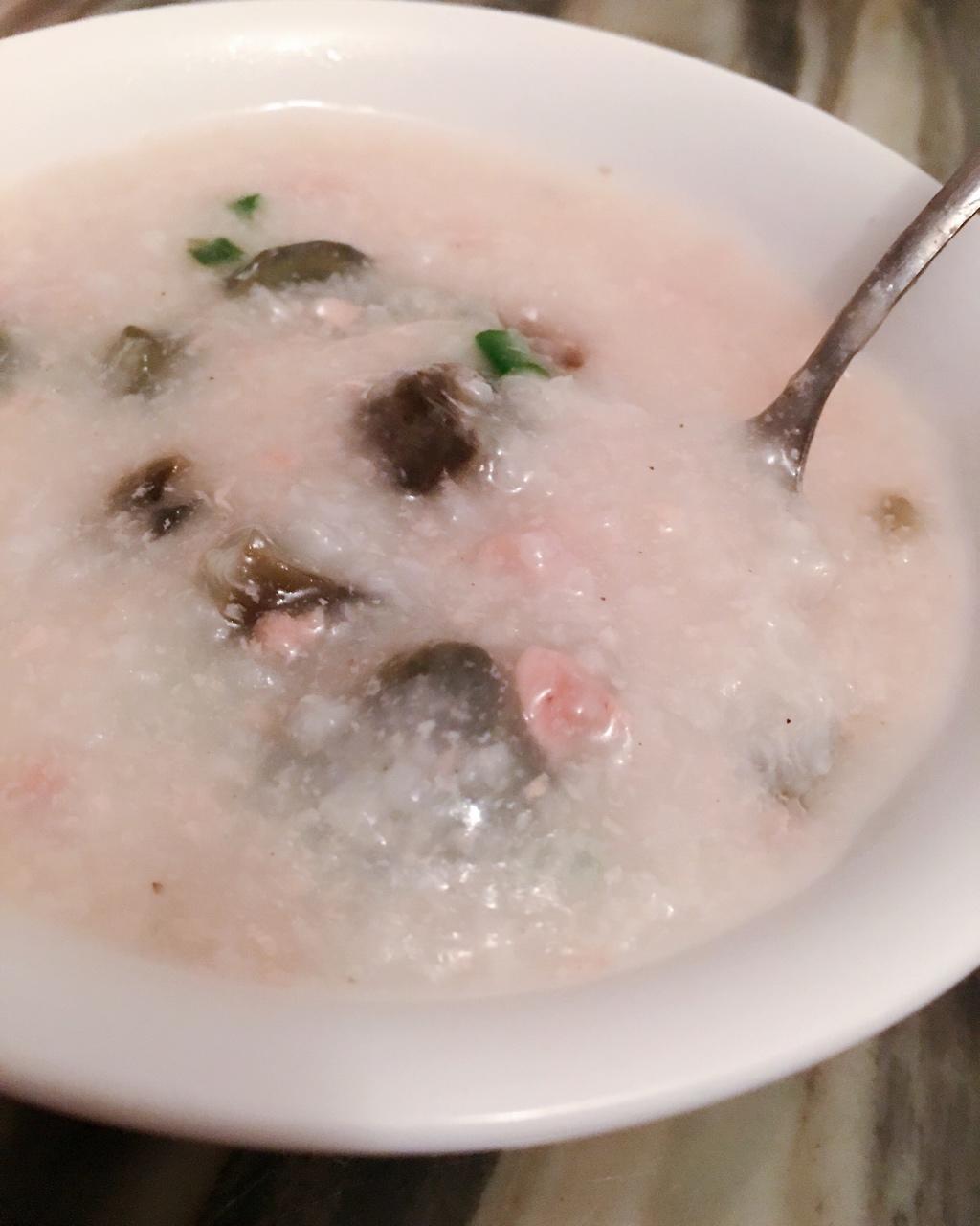 十五分钟快手之香滑皮蛋瘦肉粥(附五分钟电饭煲电压力锅更快捷方法)