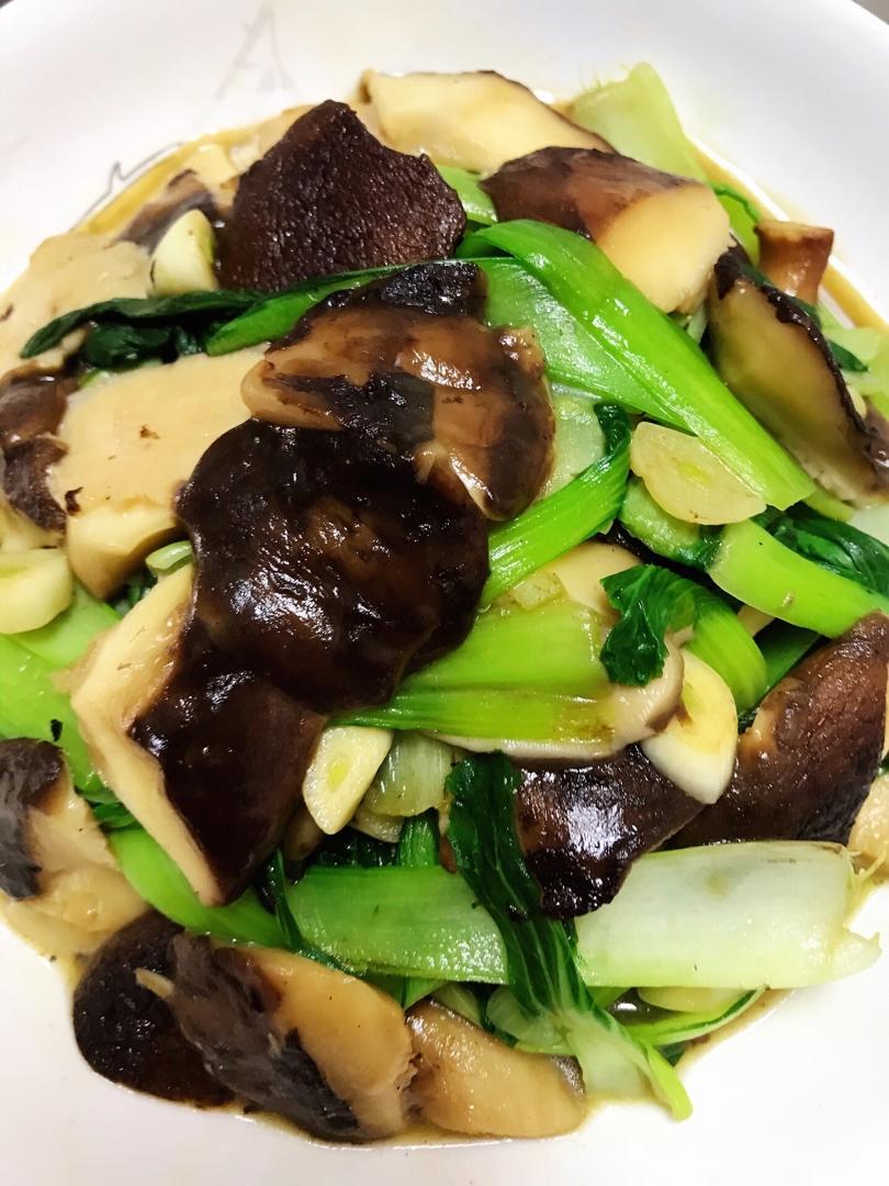 简易版香菇扒油菜
