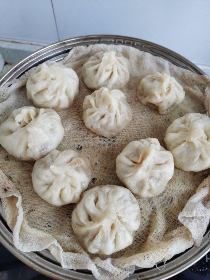 小笼包（秒杀市面上小笼包店的做法）