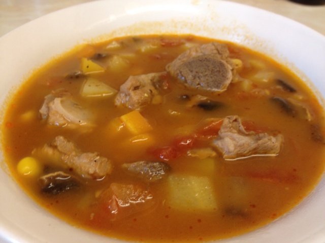 土豆番茄排骨煲