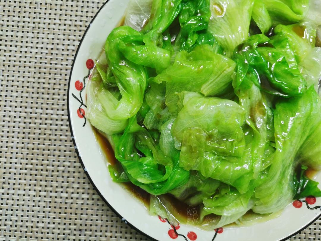 白灼西生菜