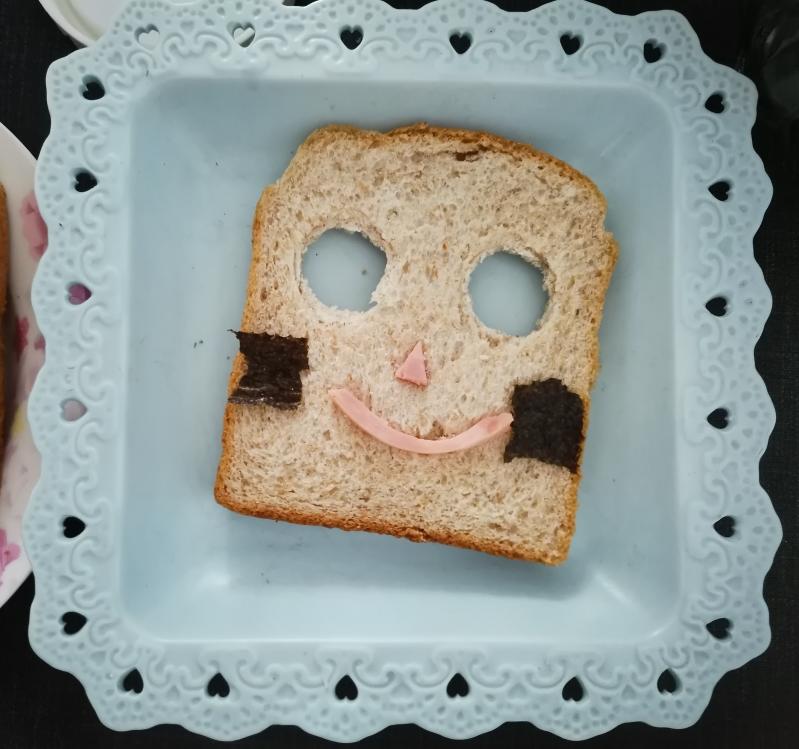 宝贝自己做～笑脸吐司