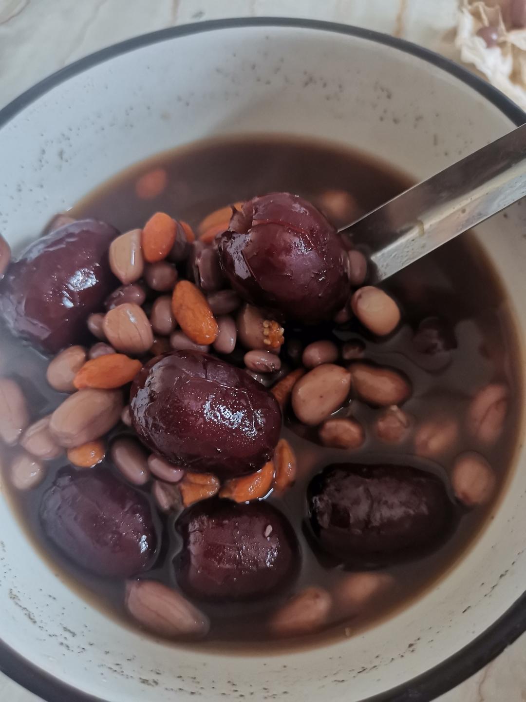 五红汤｜不油腻的下奶汤