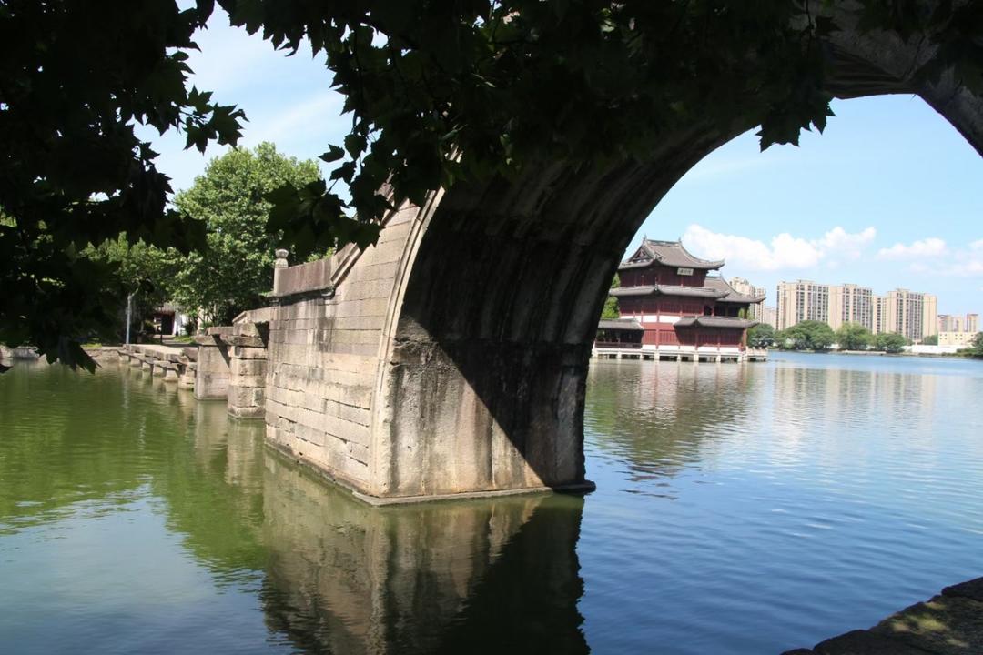 穿越古今