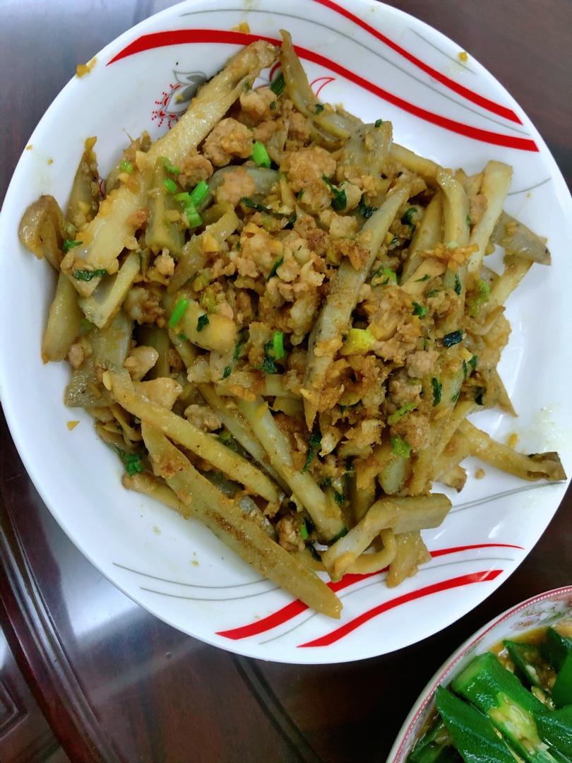 爽脆可口❗️巨好吃❗️超下饭的孜然藕丁！