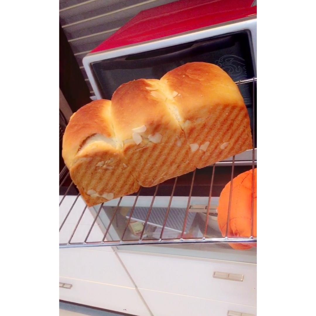 奶香超浓郁的淡奶油吐司（消灭淡奶油）