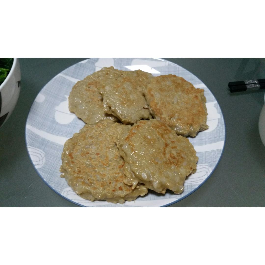 懒人快手餐：鸡蛋藕饼