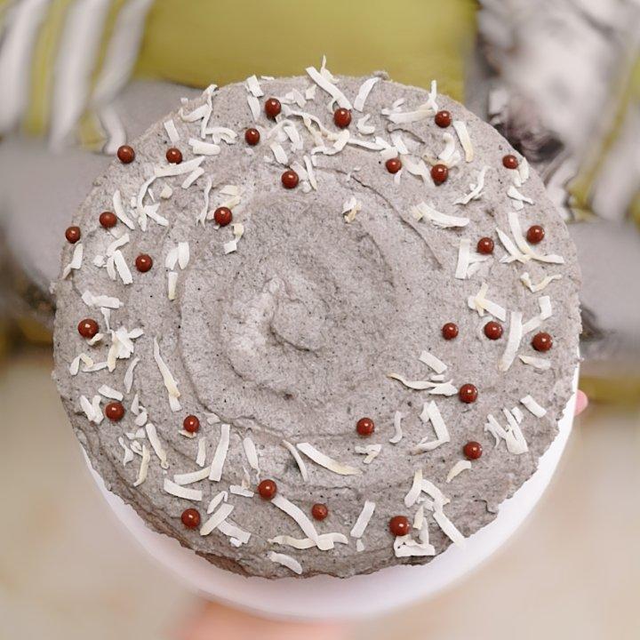 《Tinrry+》芝麻蛋糕