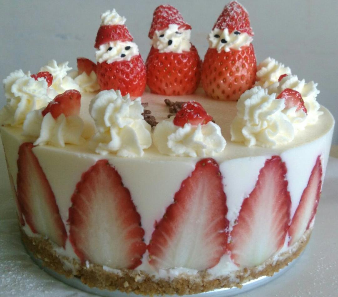 超简单的草莓芝士蛋糕