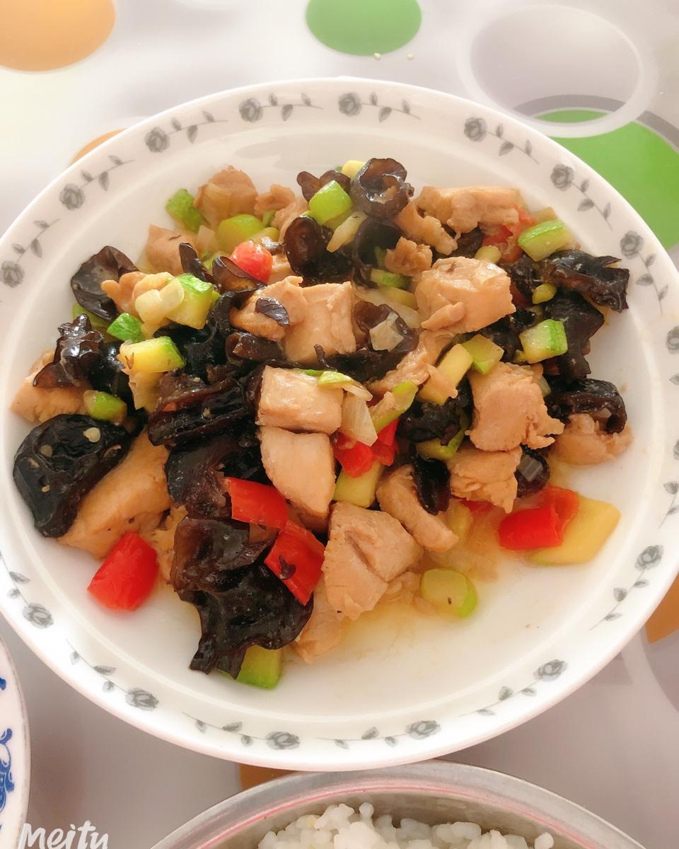 第一次发现鸡胸肉还可以这样做，😋好吃不长肉