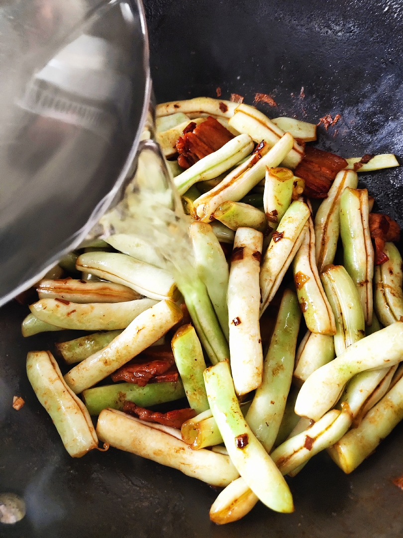 豆角粘卷子🌻一锅鲜的做法 步骤6