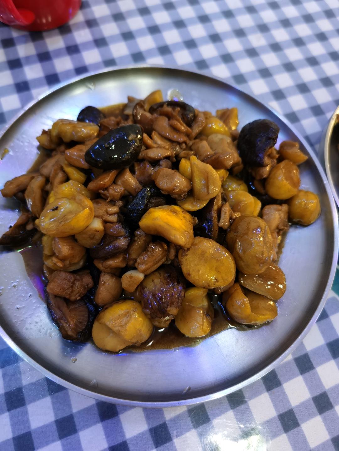 【栗子烧鸡】鸡肉都给你吃，栗子归我~