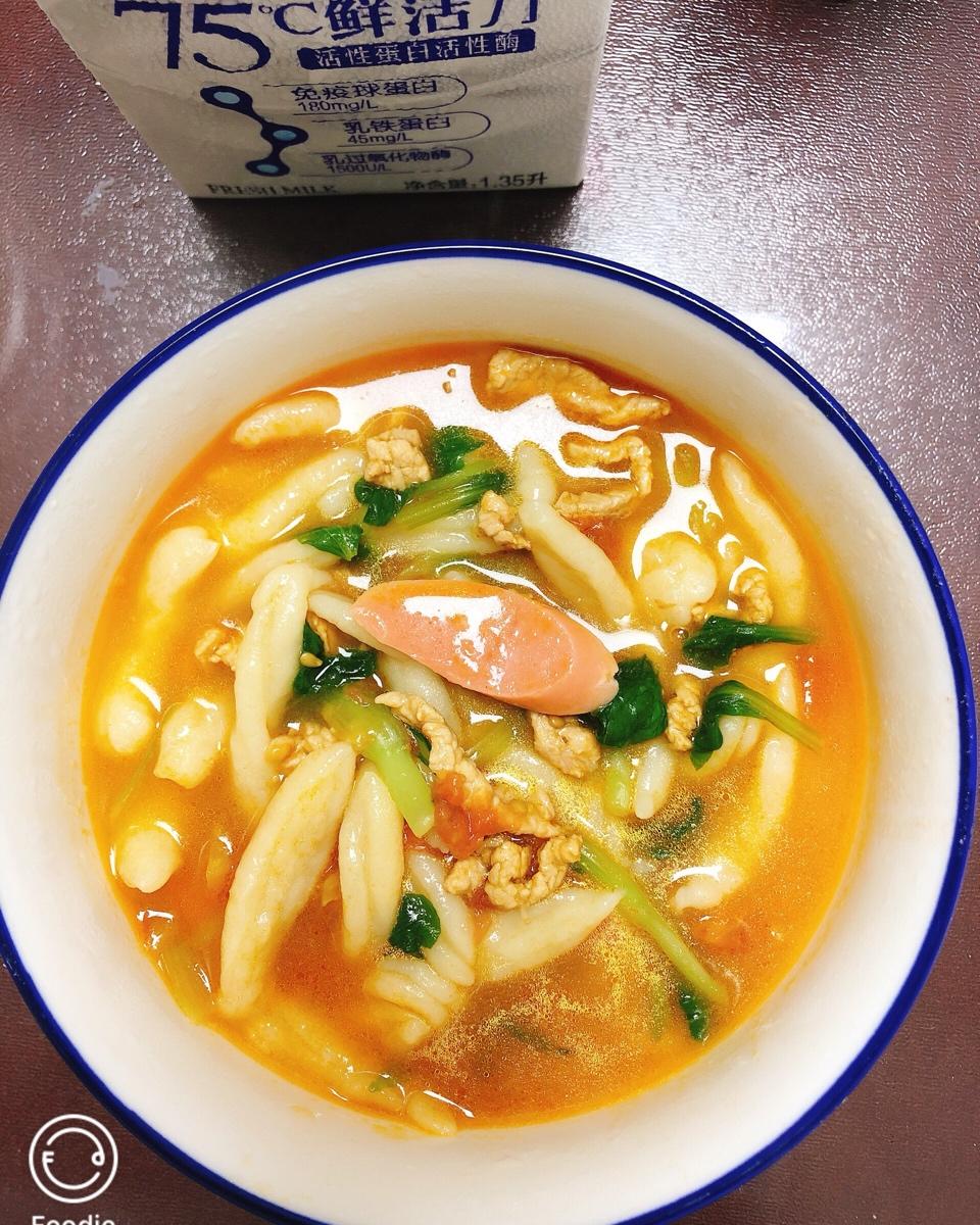 菜蔬鲜则上做的西红柿鸡蛋面疙瘩面疙瘩的制作