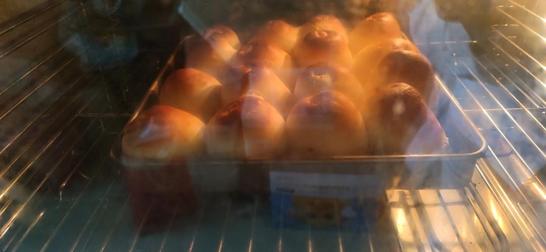 香脆柔软的蜂蜜脆底面包