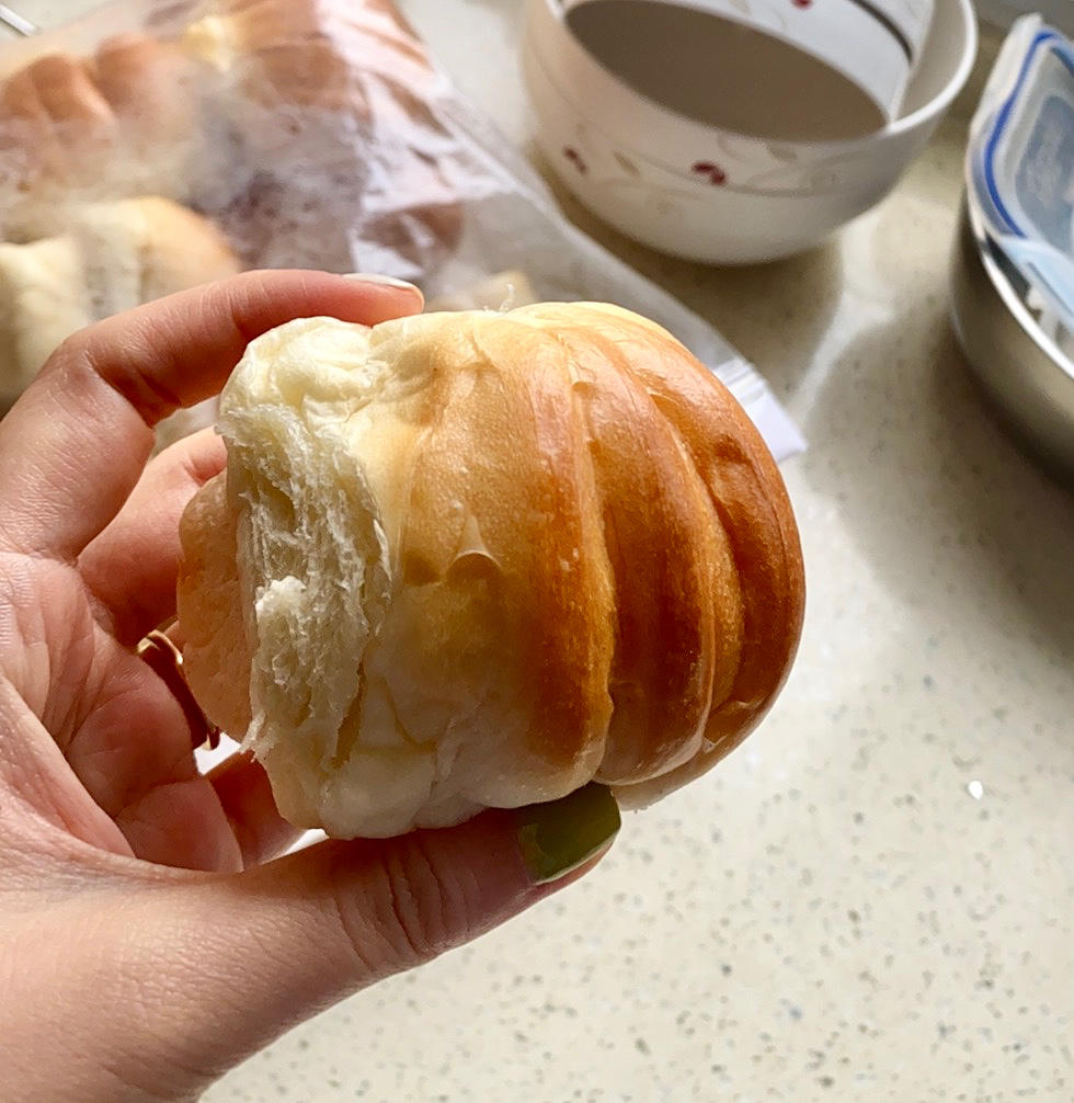 奶香红豆小面包