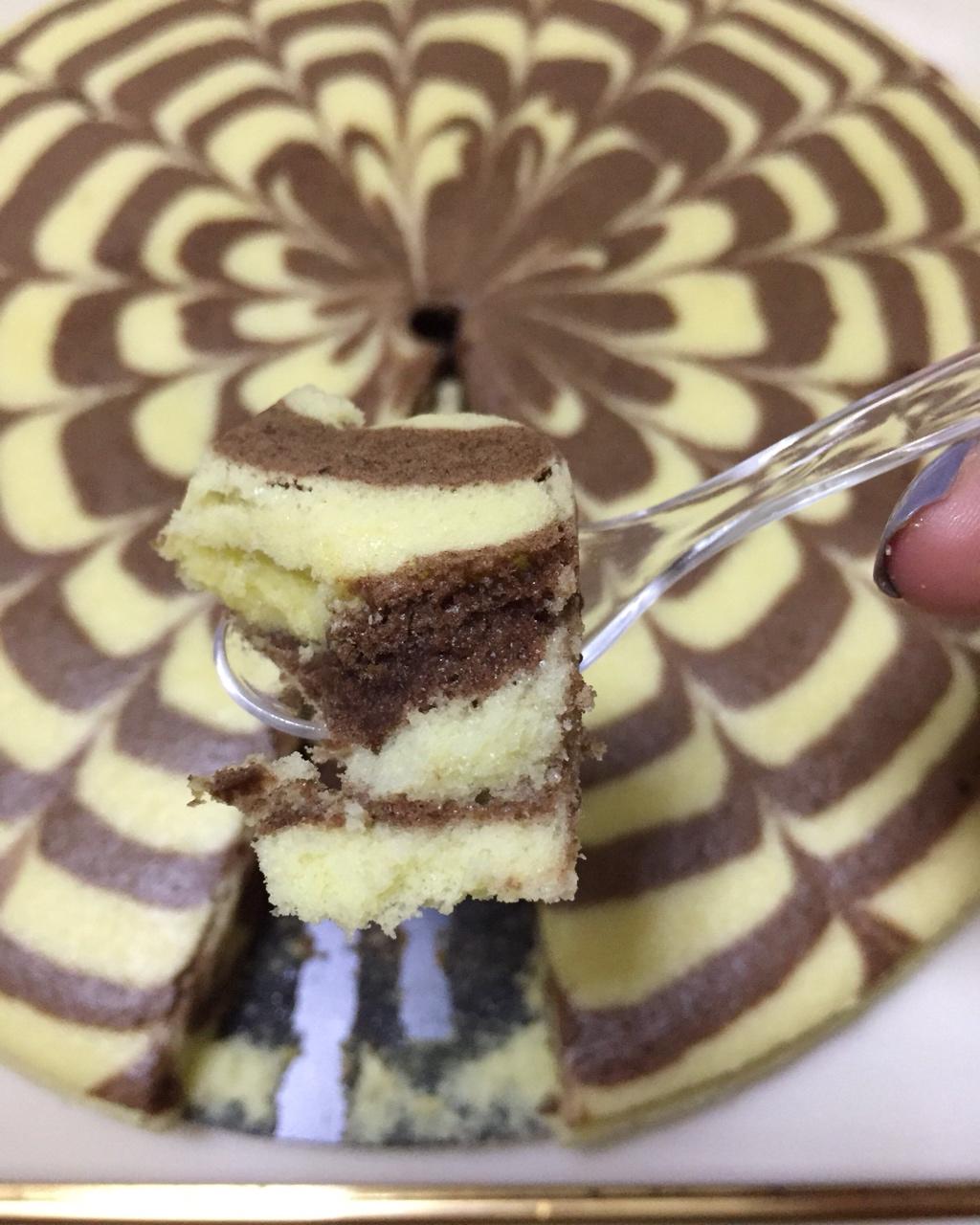 双色拉花戚风蛋糕