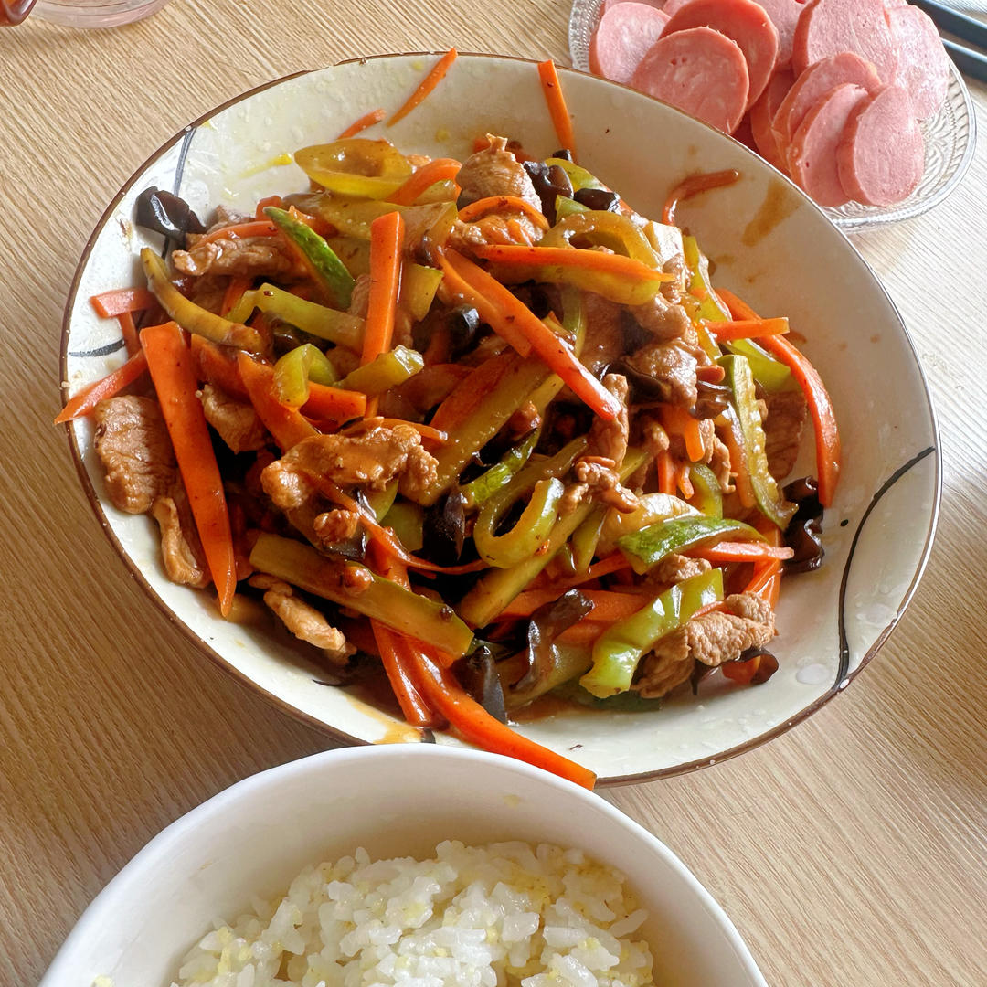 【原创】超下饭的家常川菜-鱼香肉丝（北方口味改良版）