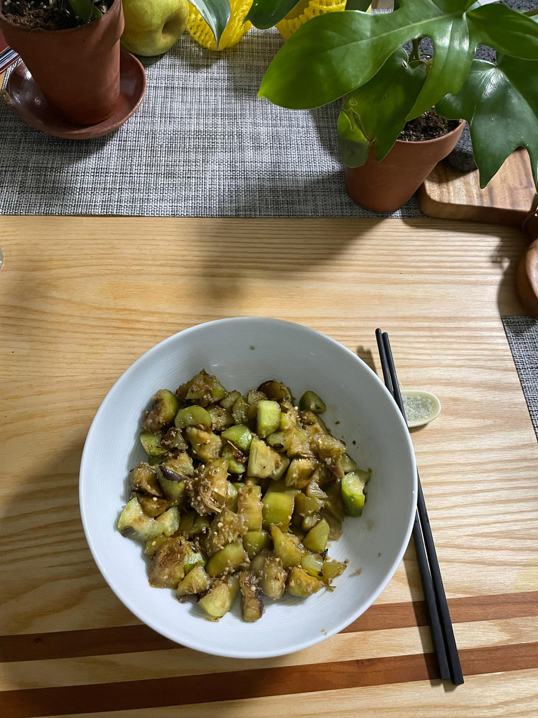 茄子炒丝瓜～没有特别过油，但很好吃