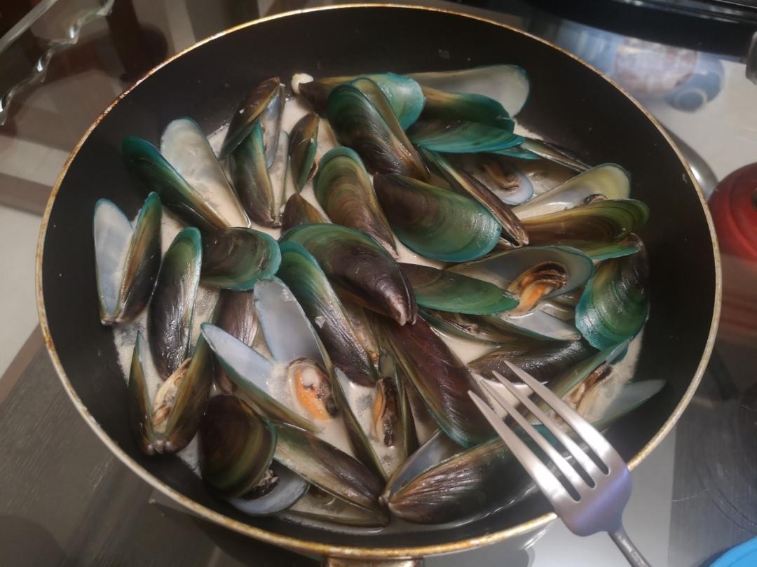 食彩之国系列-法式白葡萄酒蒸贻贝