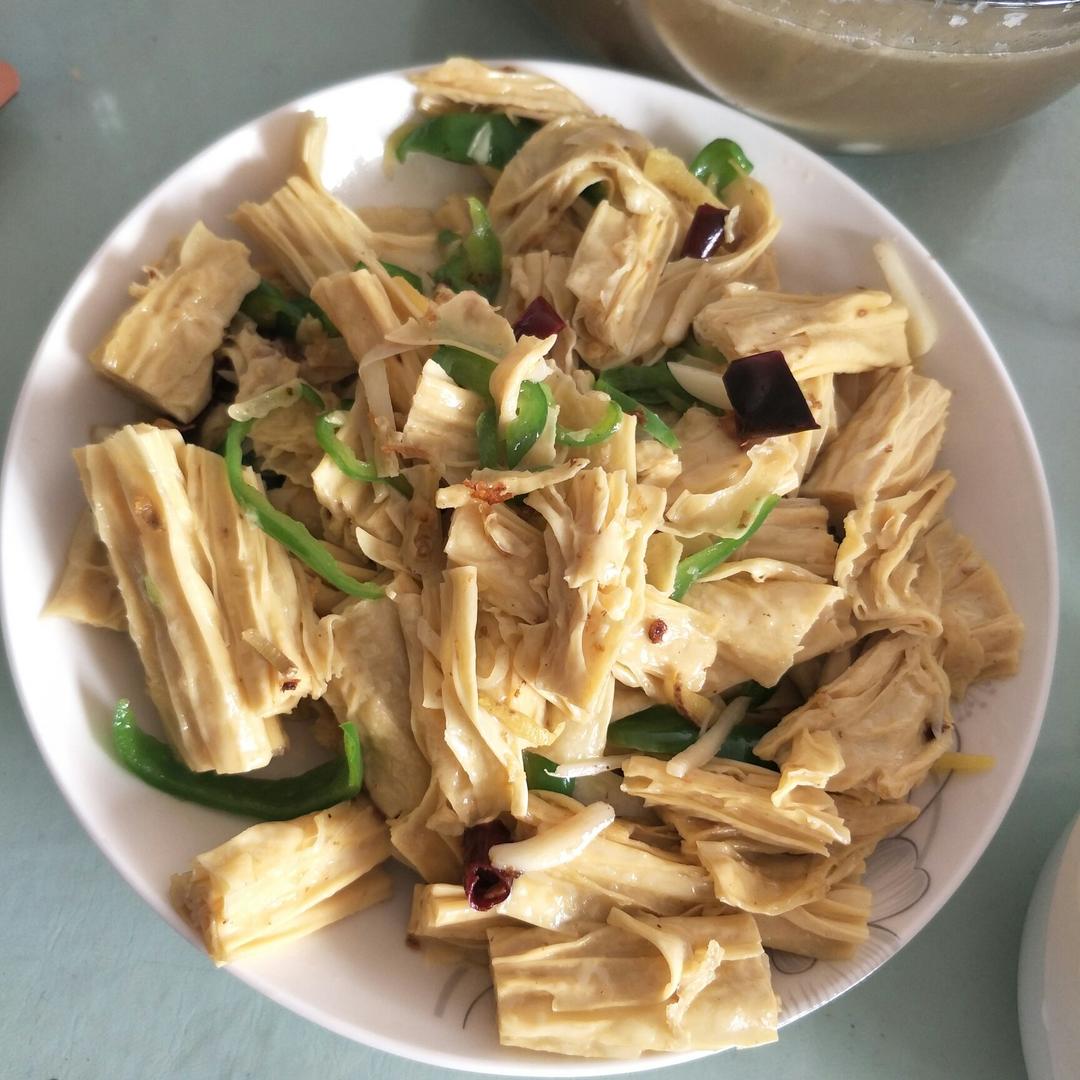 青椒炒腐竹
