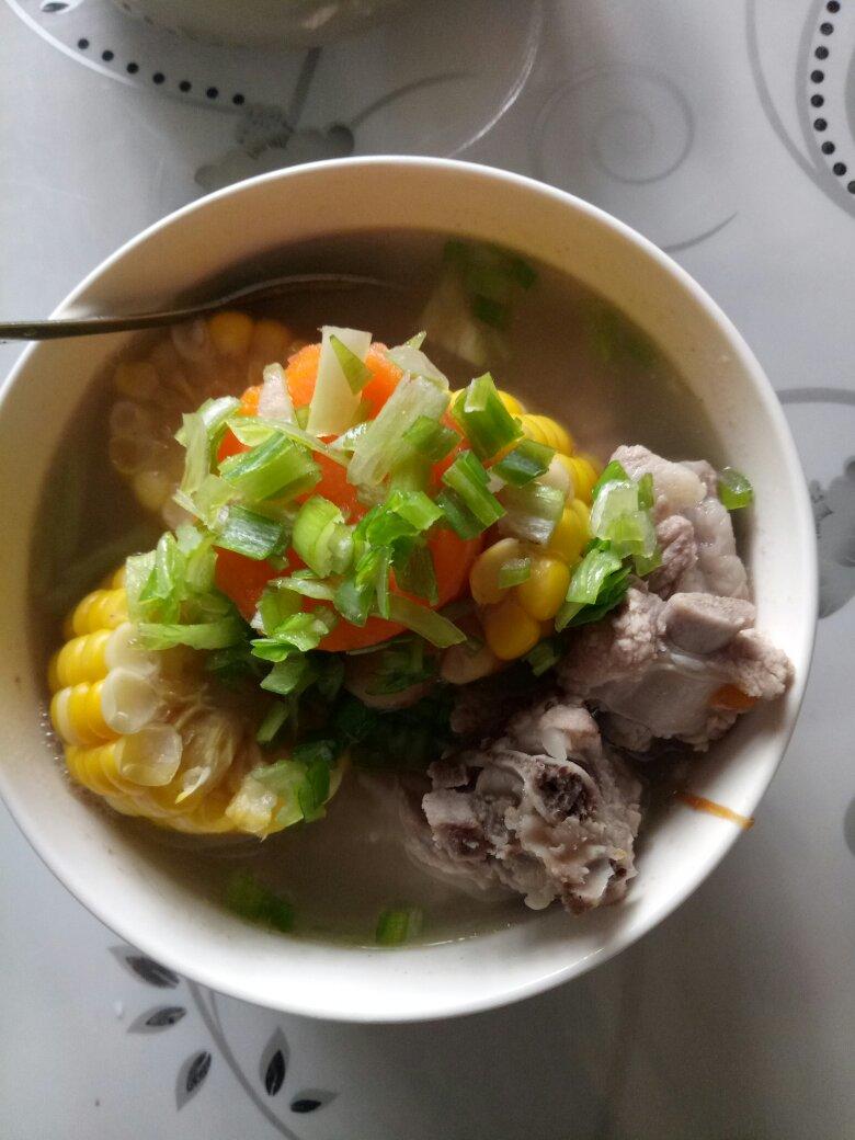 玉米排骨汤