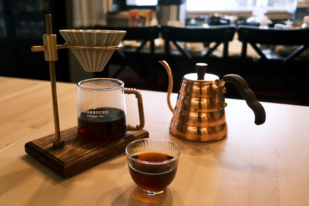 但凭手冲一杯[咖啡]