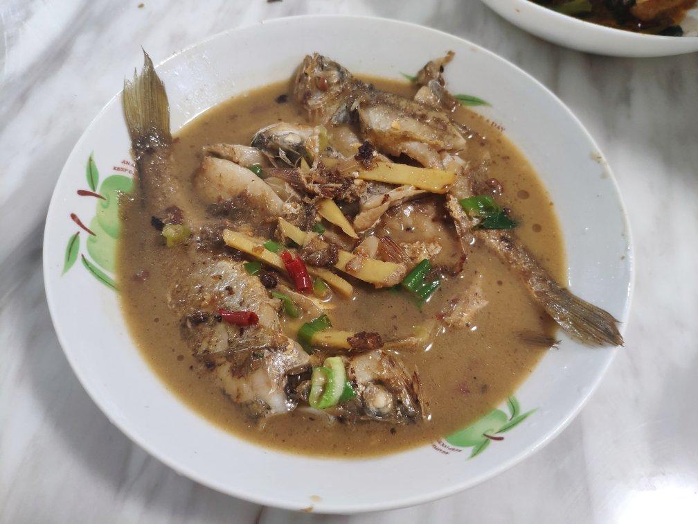 红烧小黄鱼（鱼不碎）
