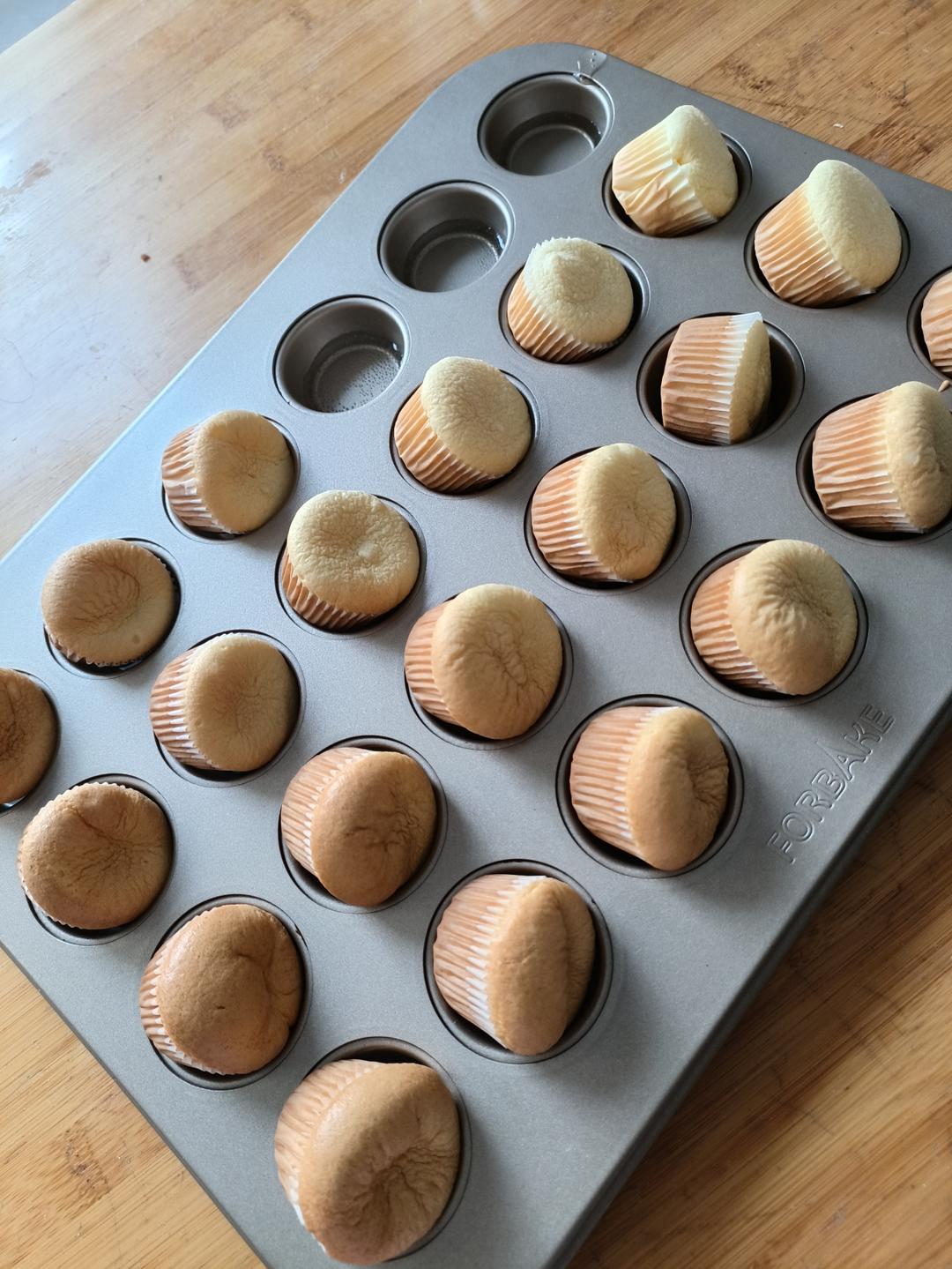 《Tinrry+》香草/抹茶/可可迷你戚风杯子小蛋糕，不用烫面也能湿润哦~