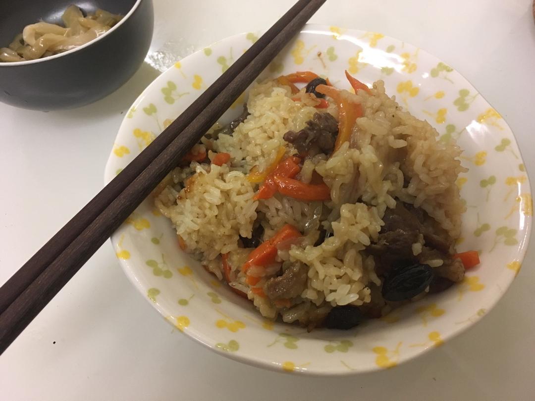 电饭锅碎肉抓饭