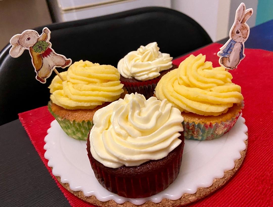 红丝绒杯子蛋糕（酸奶油Q弹版）Red velvet cupcake