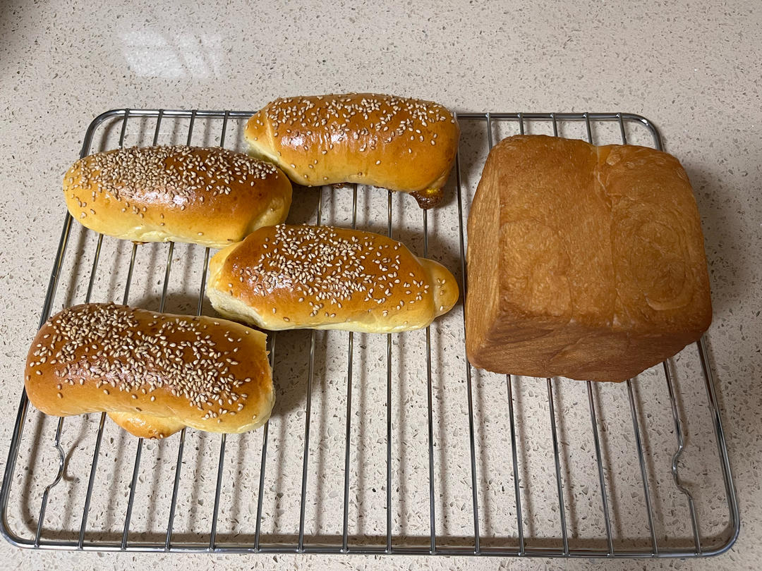 超好吃的肉松面包