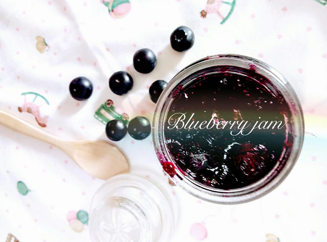 蓝莓果酱