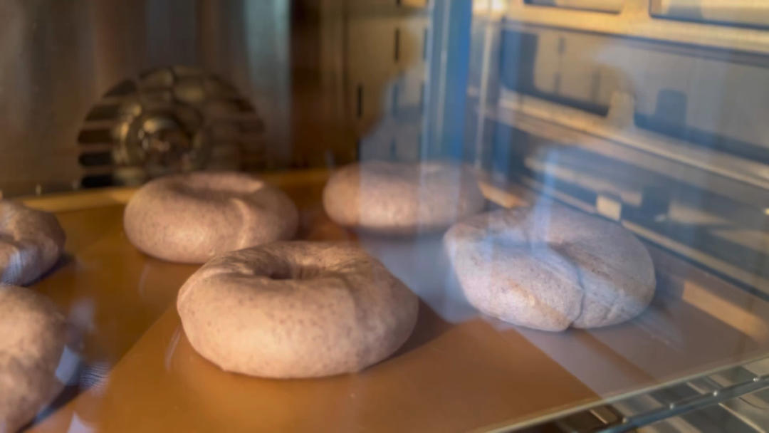椰香紫米乳酪贝果🥯外脆内软🌸梦幻紫