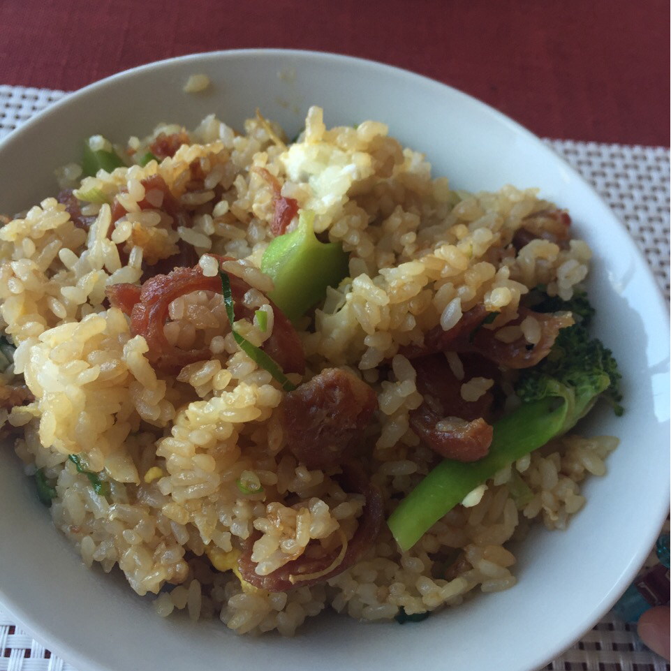 香肠煲仔饭