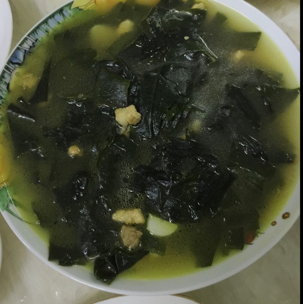 韩式海带汤/海带豆芽豆腐汤
