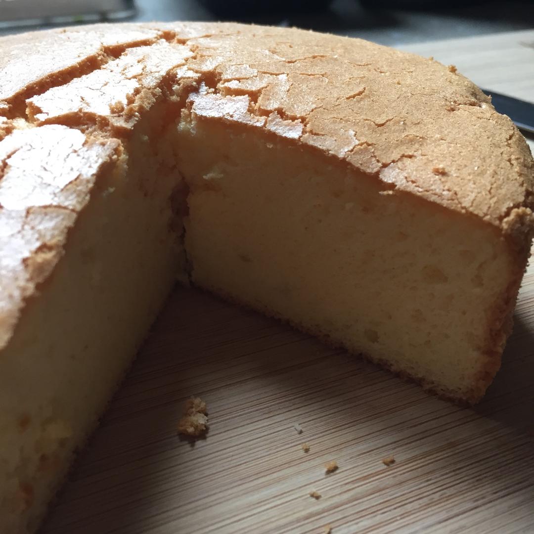 不凹底不塌陷的完美戚风蛋糕