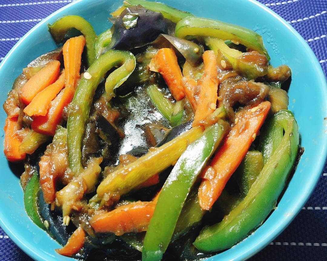 少油糖醋茄子青椒炒胡萝卜🥕