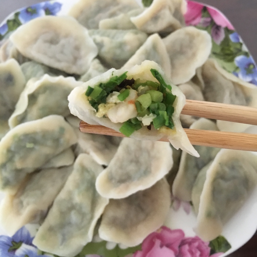 韭菜鸡蛋虾仁三鲜饺子