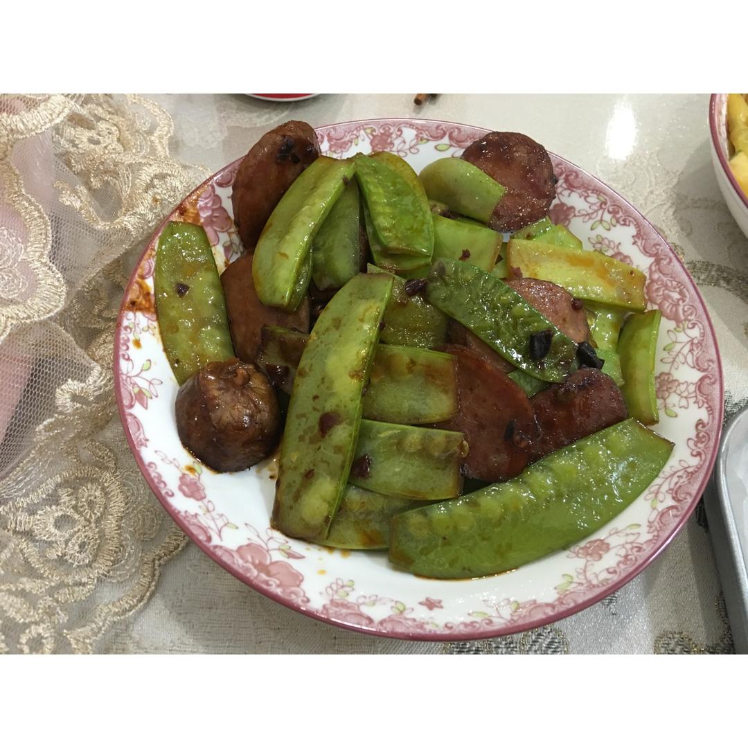 荷兰豆炒腊肠